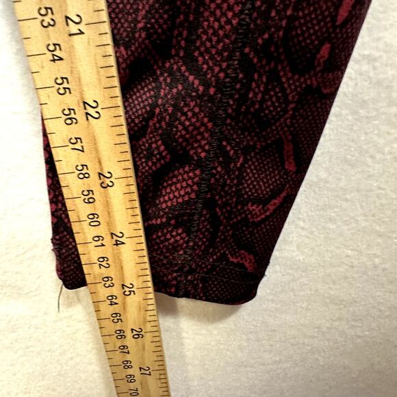 Women Leggings Set of 2 SZ Snakeskin Abstract Artsy Pocket Running - Picture 9 of 12